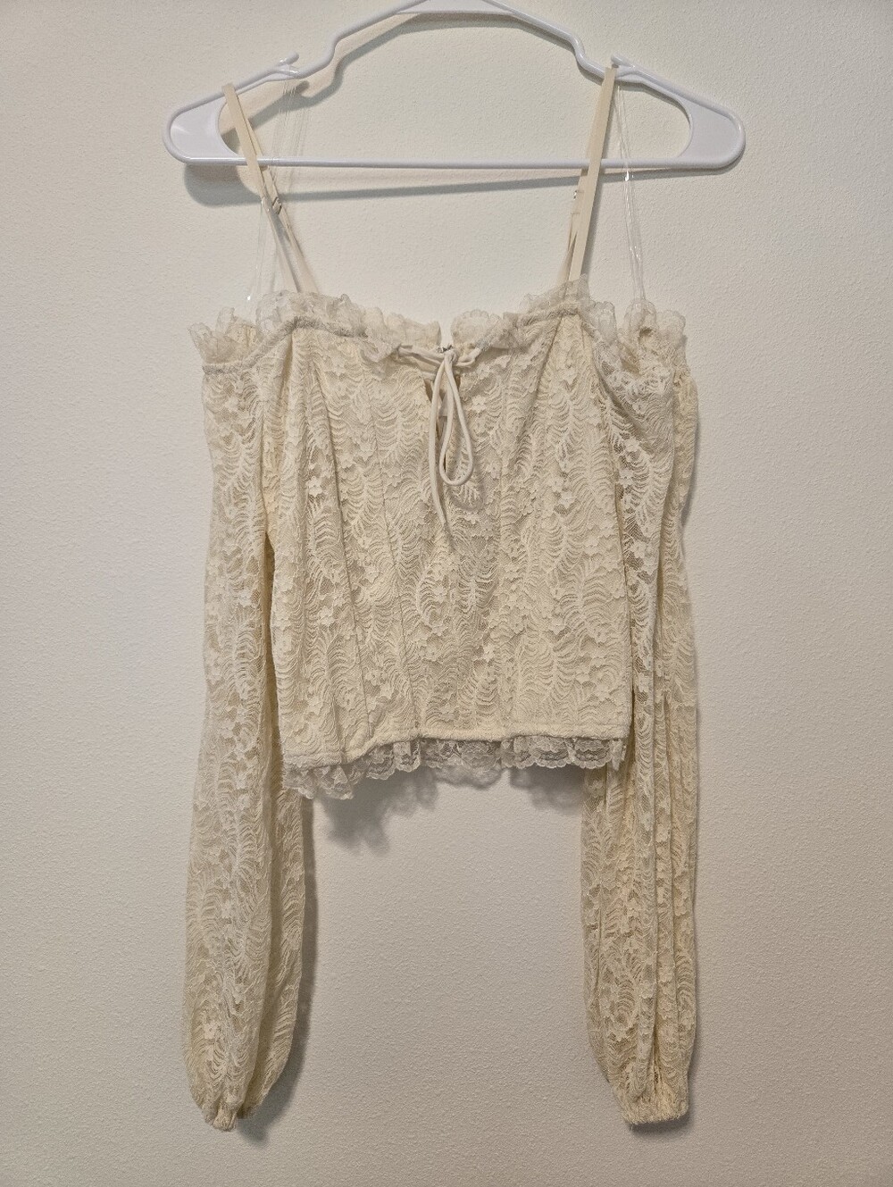 NWT Willow + Root lace long sleeve off-the-shoulder top Medium